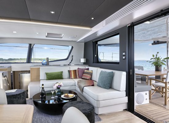 Privilege Signature 580 Notranjost 6