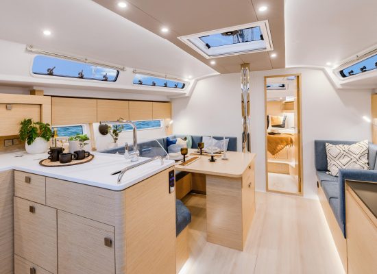 Hanse 410 Interior