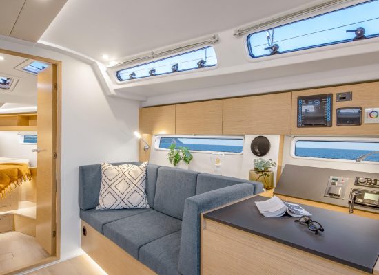 Hanse 410 Interior