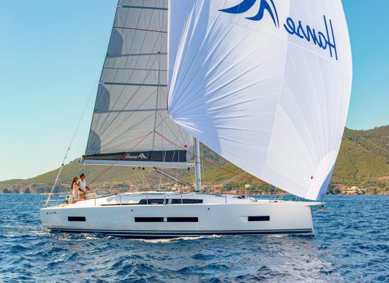 Hanse 410 Exterior