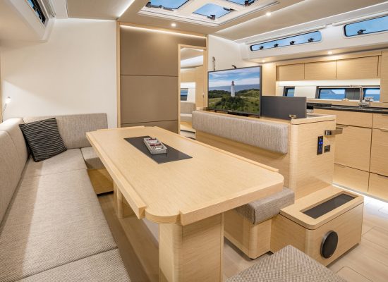 Hanse 510 Interior