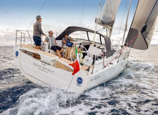 Hanse 360 Exterior